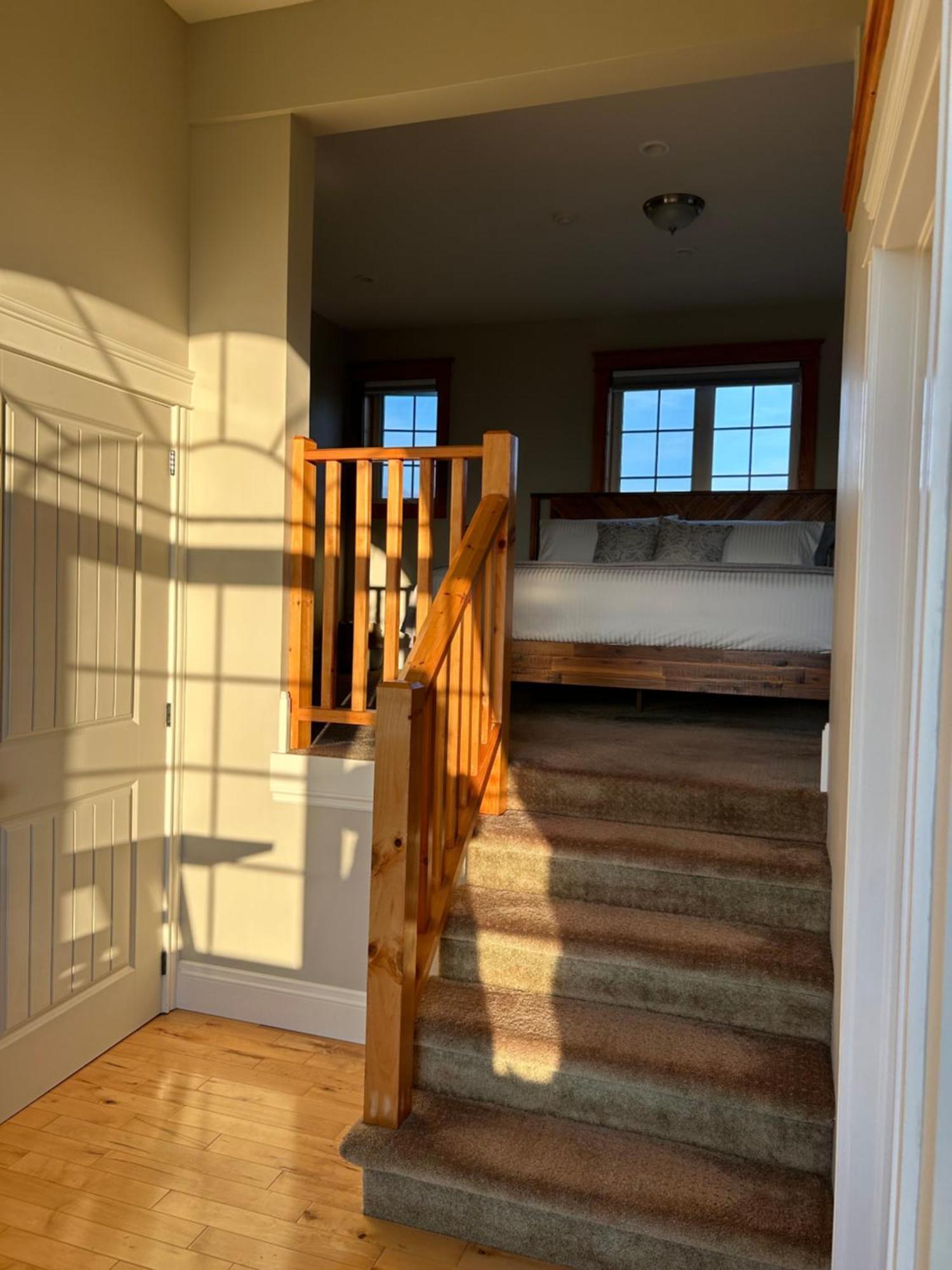 Tides Inn Guest Suites Halls Harbour Экстерьер фото